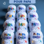 Des enfants créant un cadeau fait-maison pour leur père