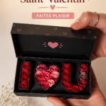 Un assortiment d'idées de cadeaux doux pour la Saint-Valentin sur une table élégante