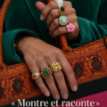 Exposition d'œuvres d'art dans un salon lumineux