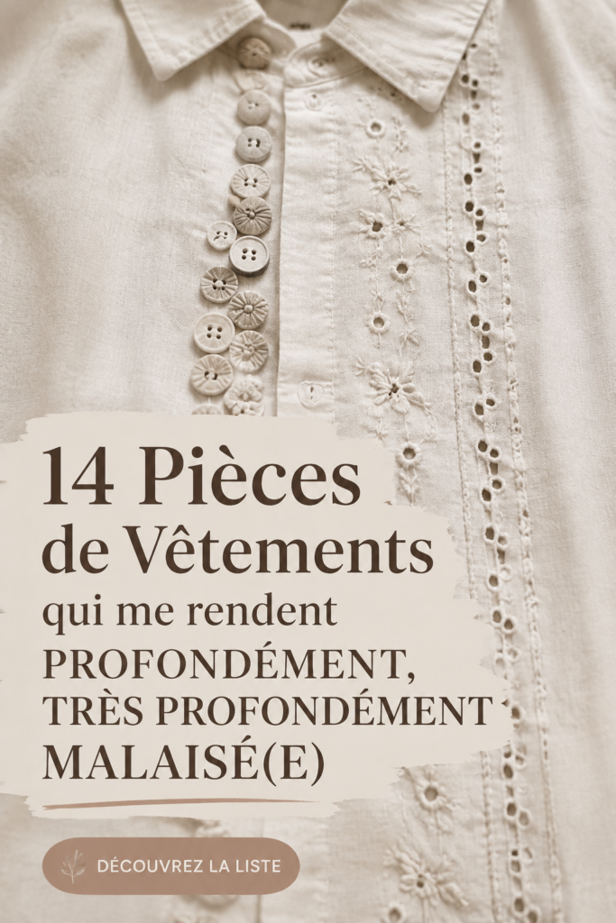 Vêtements confortables exposés sur un fond chaleureux, représentant une garde-robe moderne.